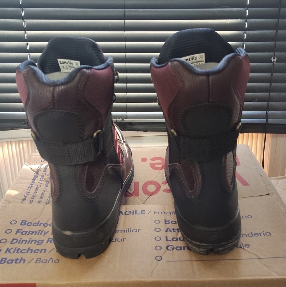 Sumikko Venus Men's Boots Size 8.5 Burgundy Black No box - Picture 2 of 4